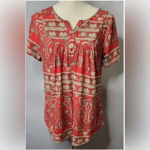 Women’s TShirt 2XL red and tan paisley print
